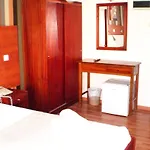 Venus Hotel 2*