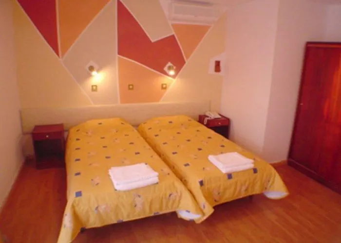 Venus 2* עיר רודוס