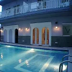 Venus فندق